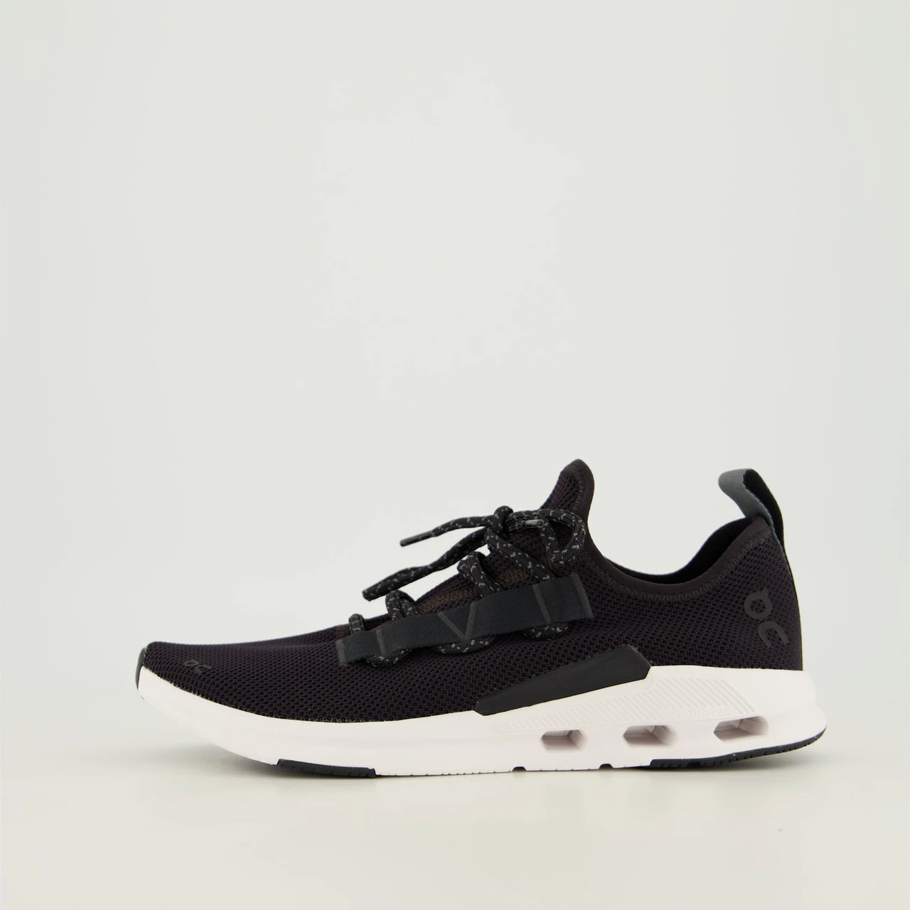 ON CLOUDEASY – Bild 2